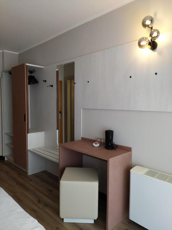 New Garden Hotel Torbole Sul Garda Exterior photo