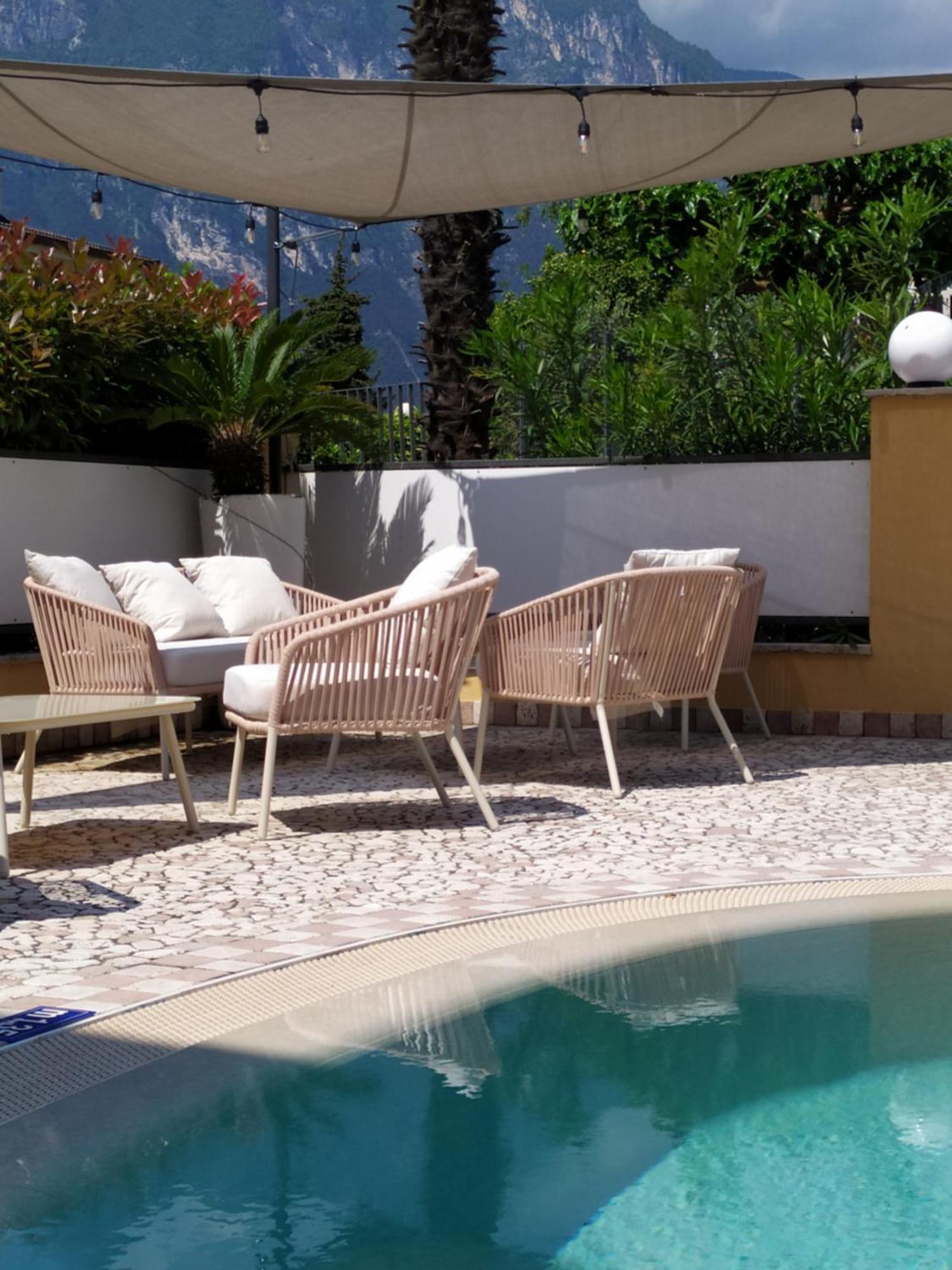 New Garden Hotel Torbole Sul Garda Exterior photo